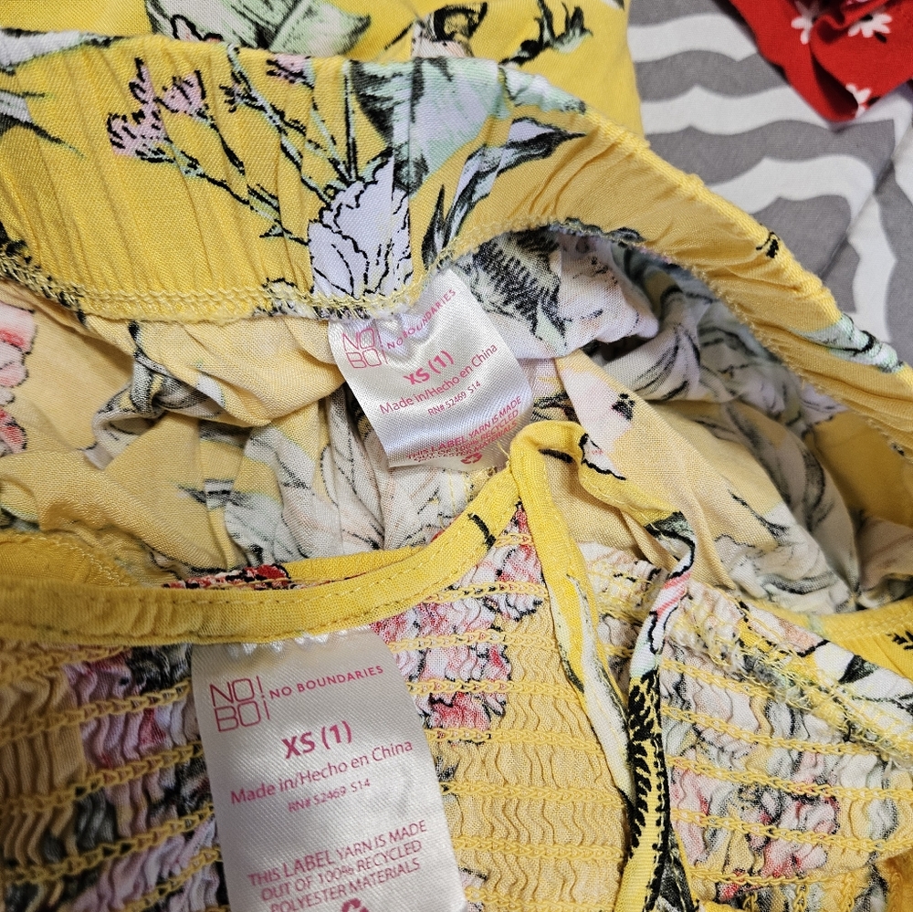 Girl shorts bundle - Picture 7 of 7
